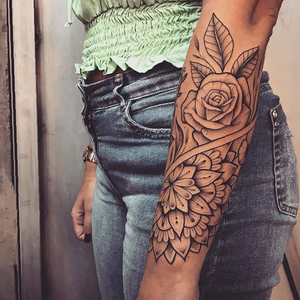 35 Inspiring Arm Tattoo Design Ideas for Women 2020 - SooShell