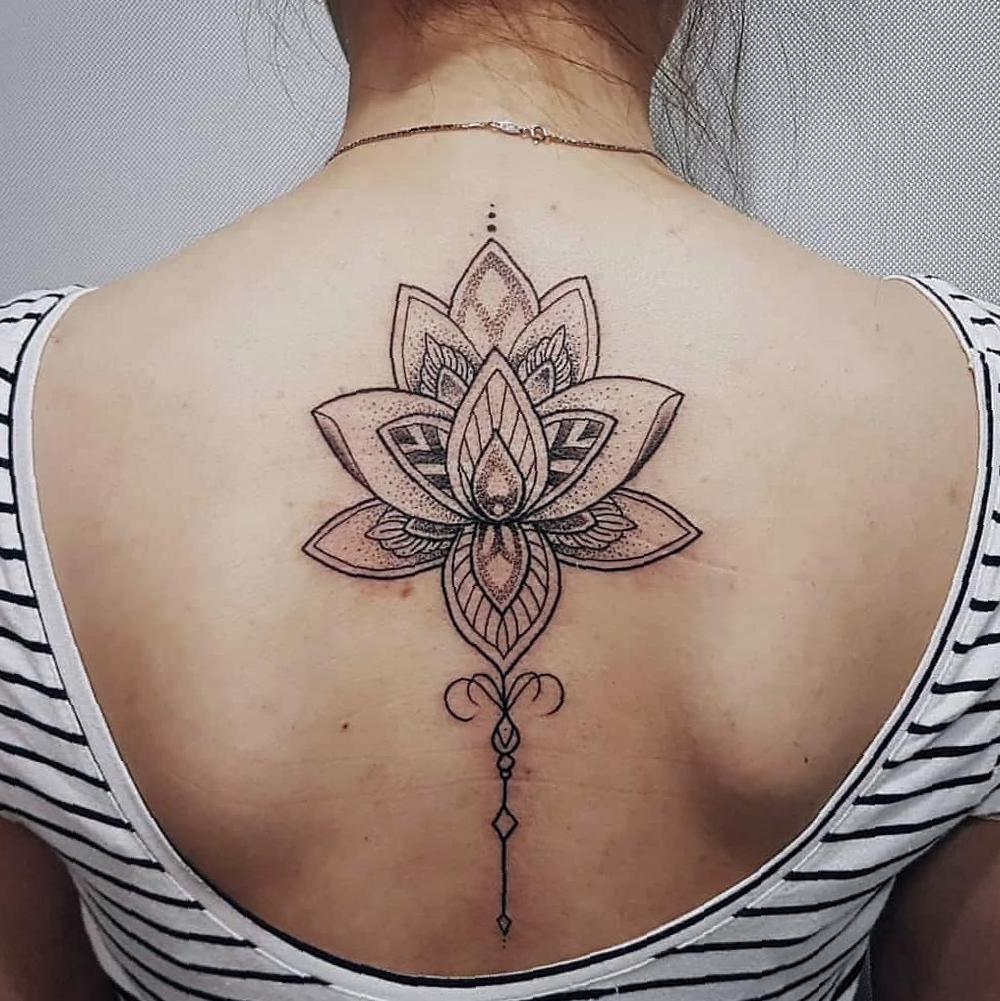 60 Attractive and Sexy Back Tattoo Ideas For Girls 2020 back tattoo ideas, sexy back tattoos, tattoo ideas, tattoos for girls, Back Tattoo Designs, instagram tattoo ideas