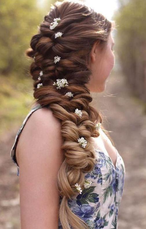 47 Elegant Ways To Style Side Braid For Long Hair side braid hairstyles, braid hairstyles, wedding hairstyle, boho hairstyles, party hairstyles