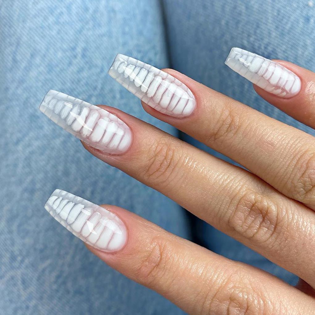 40 Stand-Out Summer 2020 Nail Designs That Will Brighten Your Day summer nail designs, glitter nail designs,matte nail designs,nail designs flowers,fruit nail designs,bold nail designs